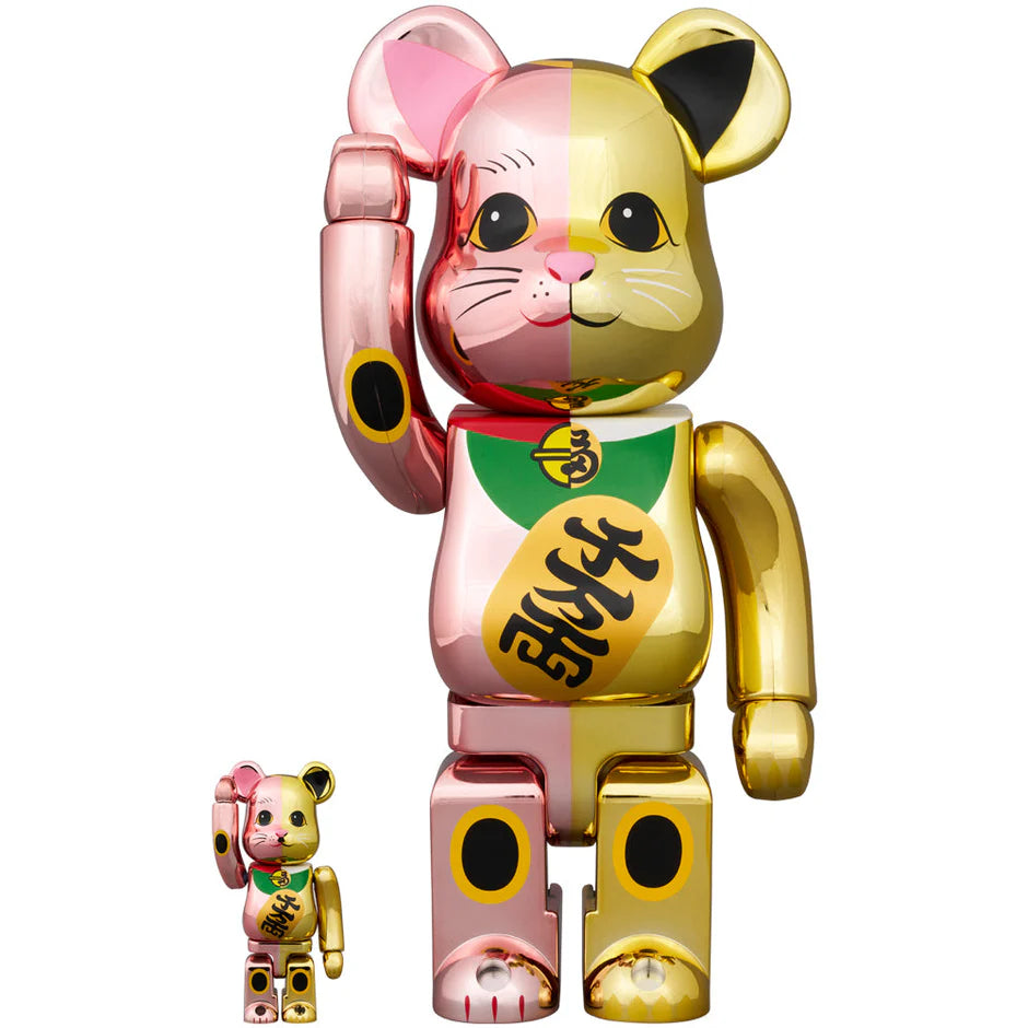 BE@RBRICK Manekineko Peach and Gold Plated 100% & 400% figures with waving arm and glossy finish.