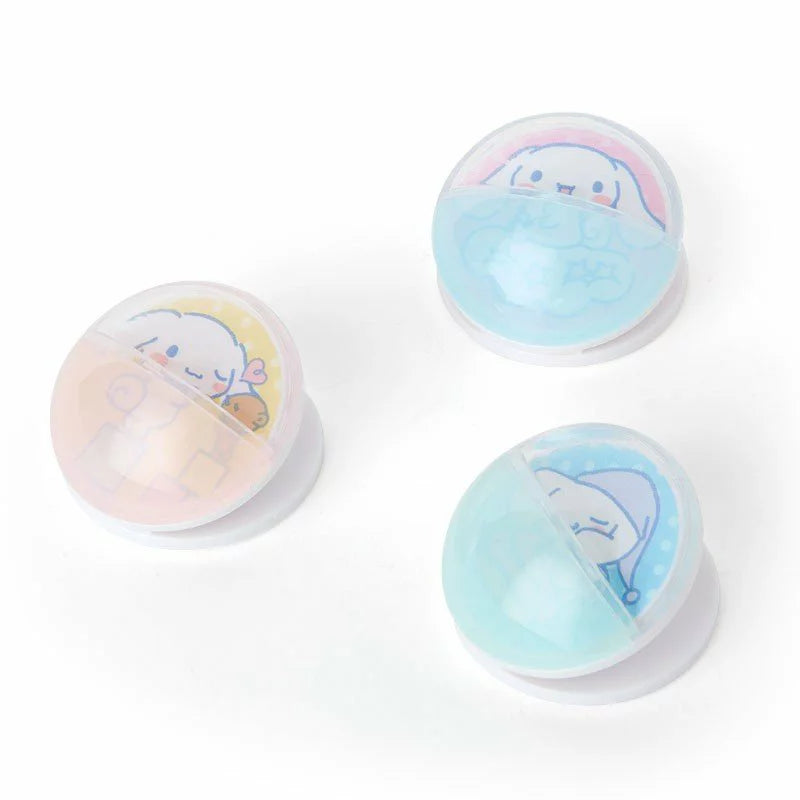 Three pastel-coloured shell-shaped clips with Cinnamoroll character