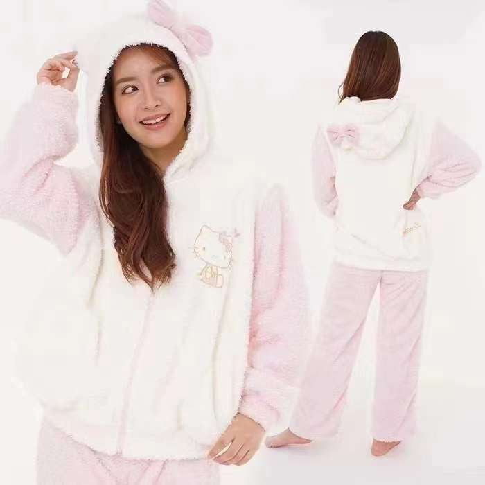 hello kitty winter pyjamas in pink and white color with hood