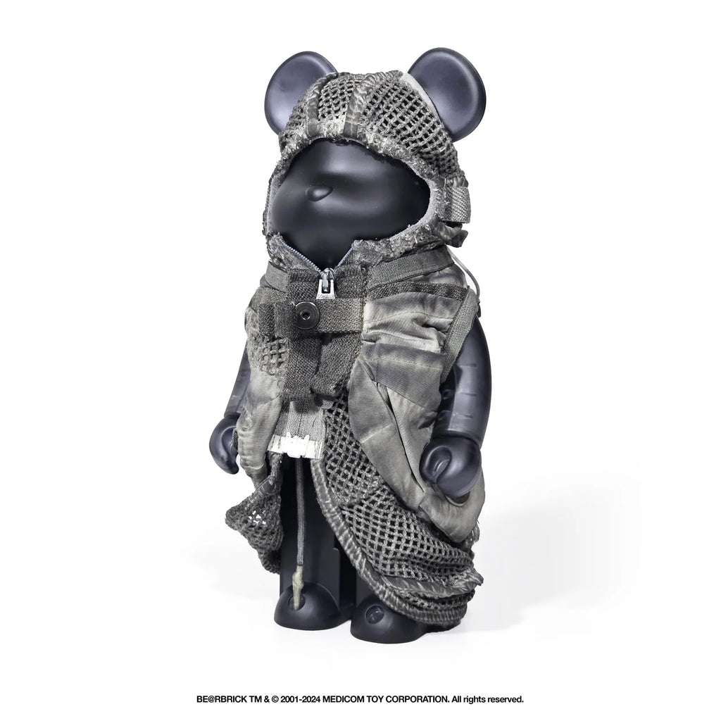 BE@RBRICK HAMCUS BWWT3 400% Angled Shot - Limited Edition Figure