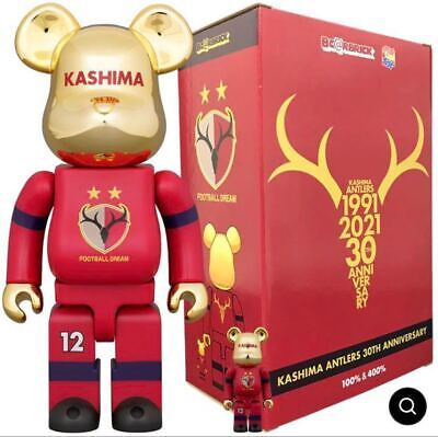 Bearbrick 400% & 100% Kashima Antlers set with special edition packaging