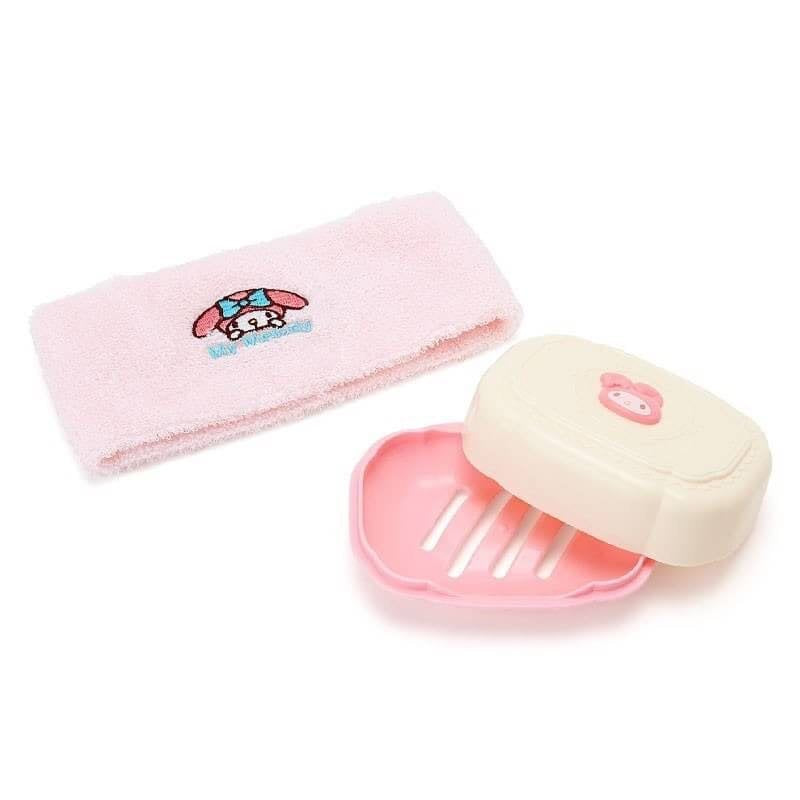 Pink hair band and My Melody-themed soap case from the face washing set.