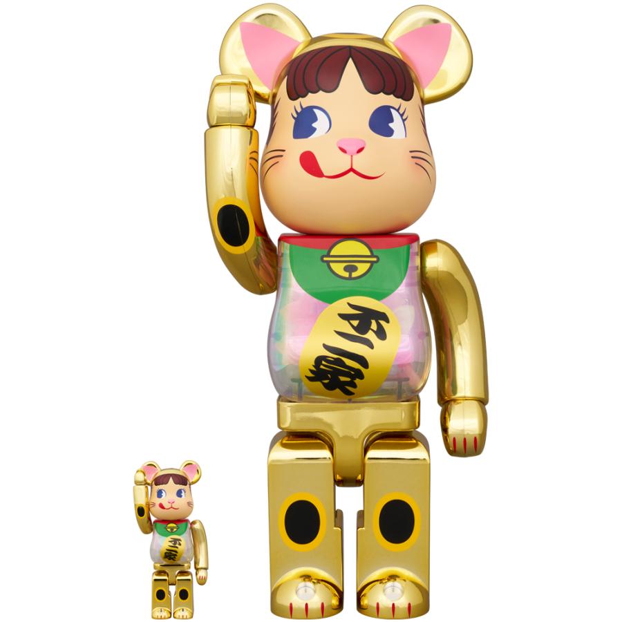 Bearbrick Maneki Neko Peko-Chan Gold Ver. 100% & 400% figures, featuring a golden lucky cat design.