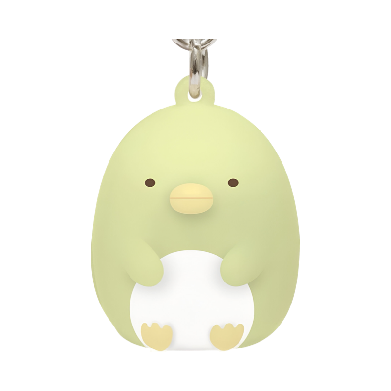 Close-up of the Penguin? keychain from Sumikko Gurashi, showing its soft and kawaii details.
