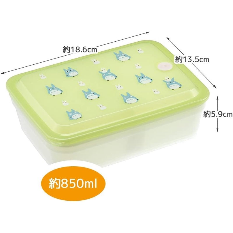 Size guide for the Totoro Lunch Box with an 850ml capacity and compact design.